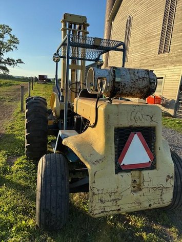 Ford 4400 All Terrain Forklift