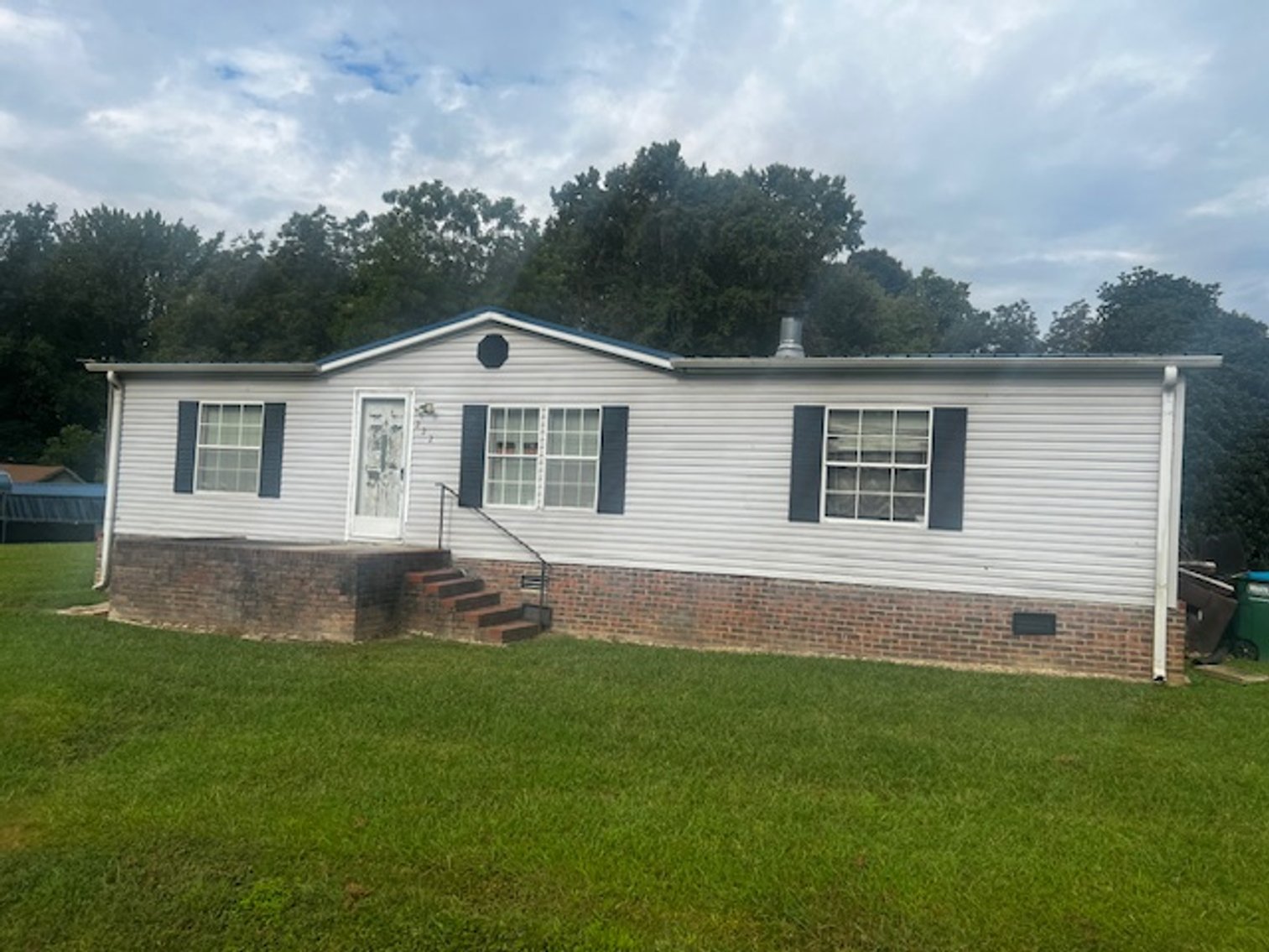 222 E. Maine Avenue-Bessemer City
