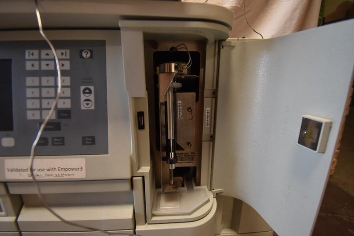 Image for ***SOLD*** MJK1804 Waters 2695 Seperations module, Waters 2489 UV/visible detector