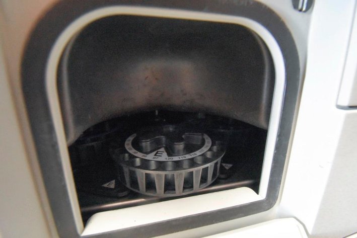 Image for ***SOLD*** MJK1777 Water HPLC System Waters 2695 Separation module