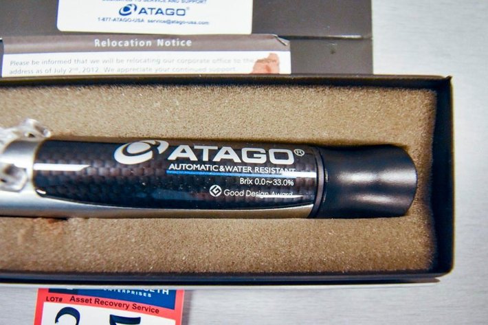 Image for ***SOLD***  MJK1739 ATAGO Hand-held Master Refractometer