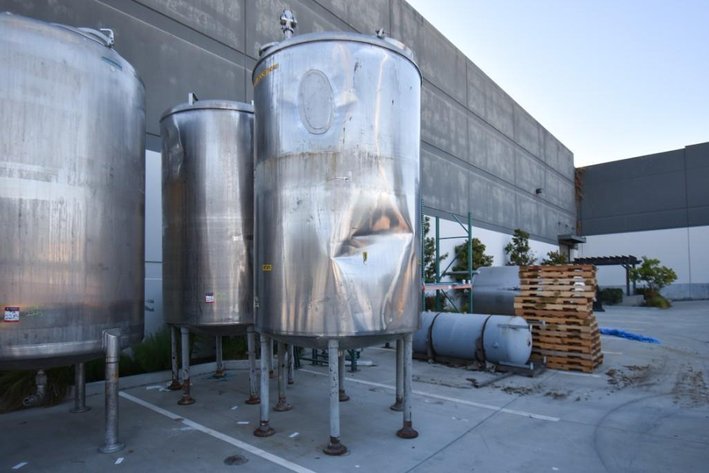 Image for ***SOLD*** MJK2217 Stainless Steel Dish Bottom Tank, approximately 2,000 Gallon capacity