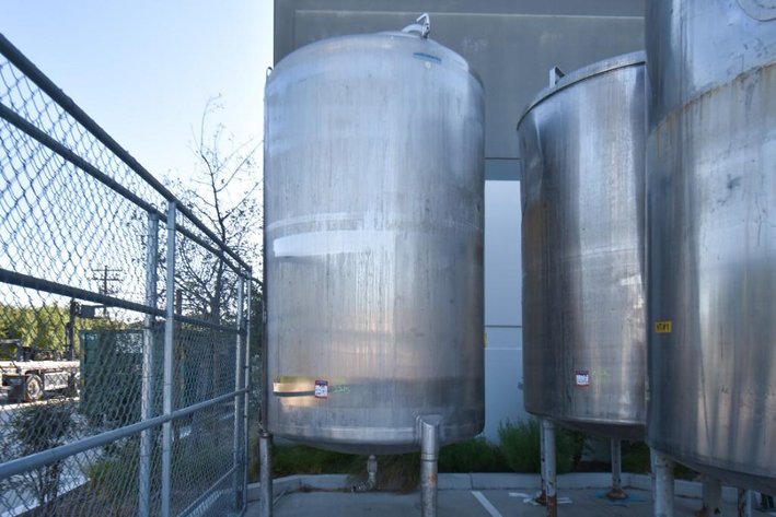 Image for ***SOLD*** MJK2215 Stainless Steel Dish Bottom Tank, approximately 2,000 Gallon capacity