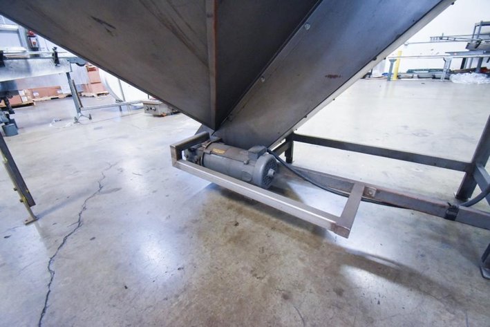 Image for MJK2243 Bottle Hopper Elevator