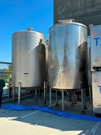 Image for ***SOLD*** MJK2274 Stainless Steel Dish Bottom Tank approximately 2,000 Gallon capacity