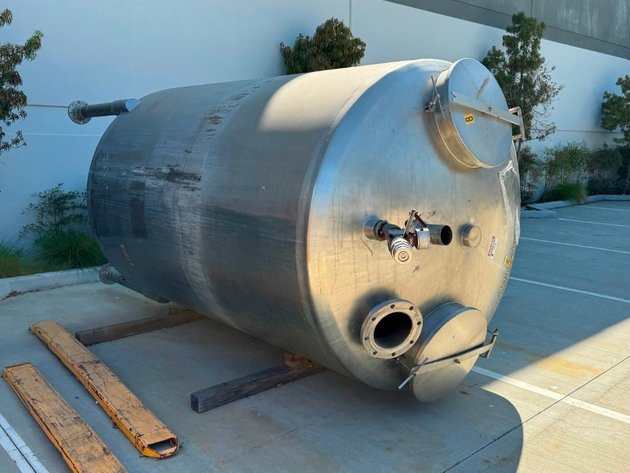 Image for ***SOLD*** MJK2275 Stainless Steel Dish Bottom Tank, approximately 2,000 Gallon capacity