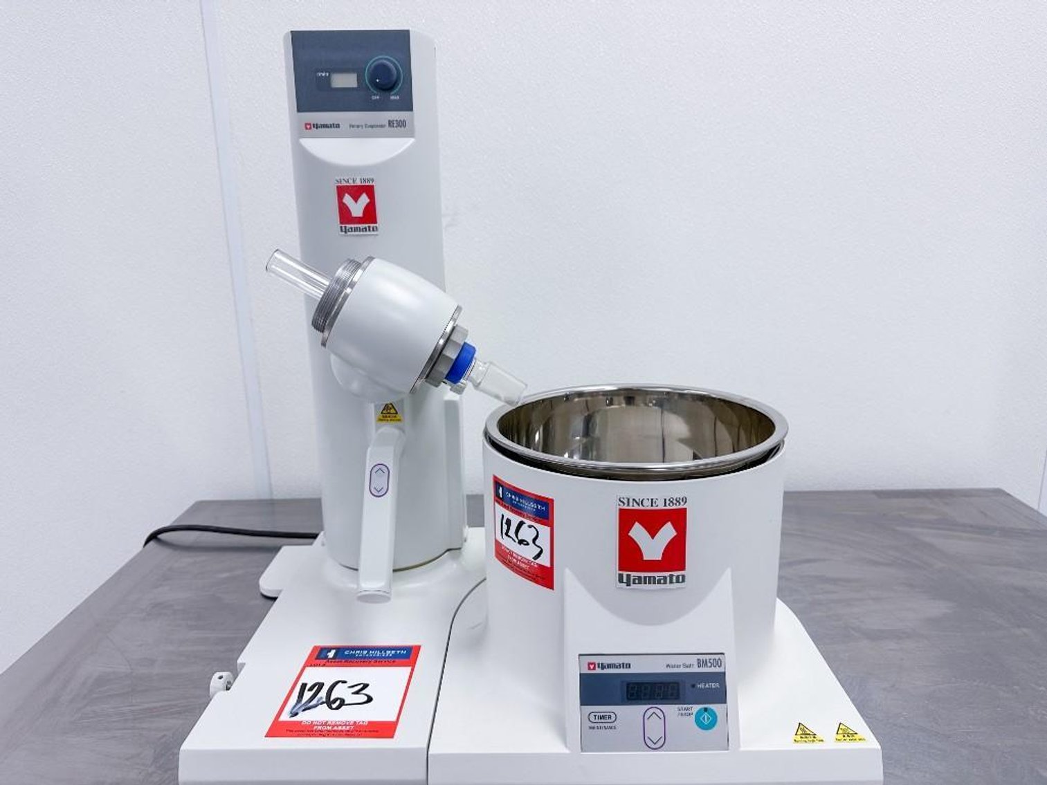 Image for MJK2313 Yamato Rotary Evaporator (RE300) + Water Bath (BM500)