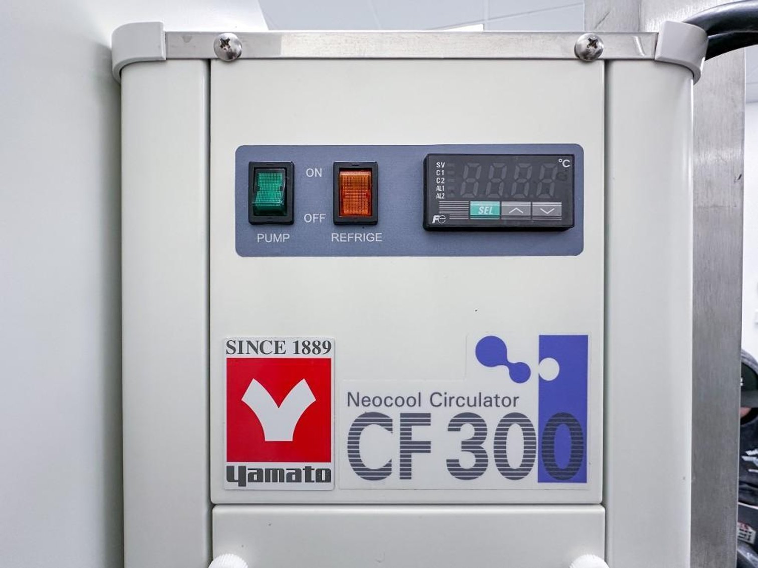 Image for MJK2337 Yamato Constant Temperature Oven DKN402 + Neocool Circulator CF300