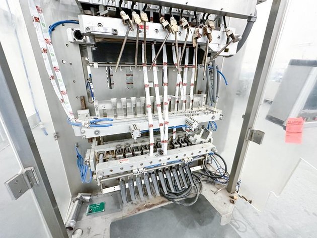 Image for MJK2491 BULK LOT Stick Pack ST – 600–10 L with Packaging Machines