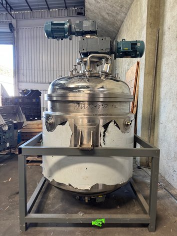 Image for MJK2552 1000 Liter SS, Fully Jacketed, Vacuum, Triple Motion Mixing Kettle