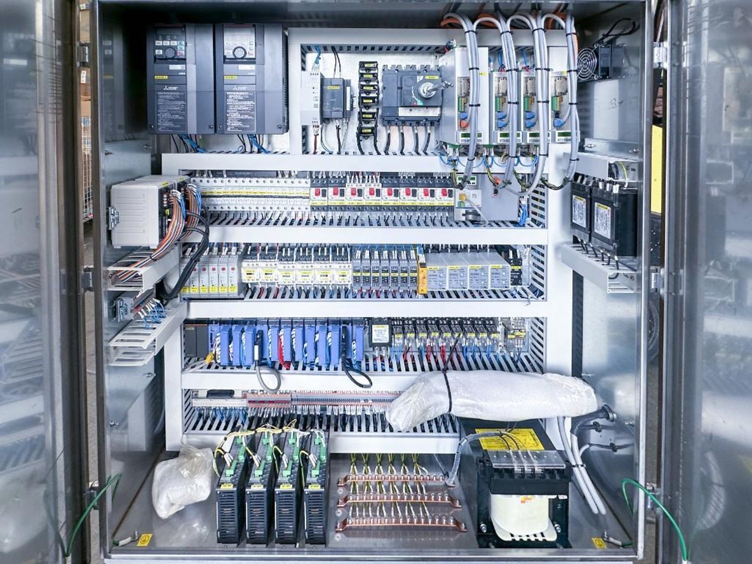 Image for MJK2572 NEW - SV3000 Sky Softgel Encapsulation Machine and Mixing Tanks Suite