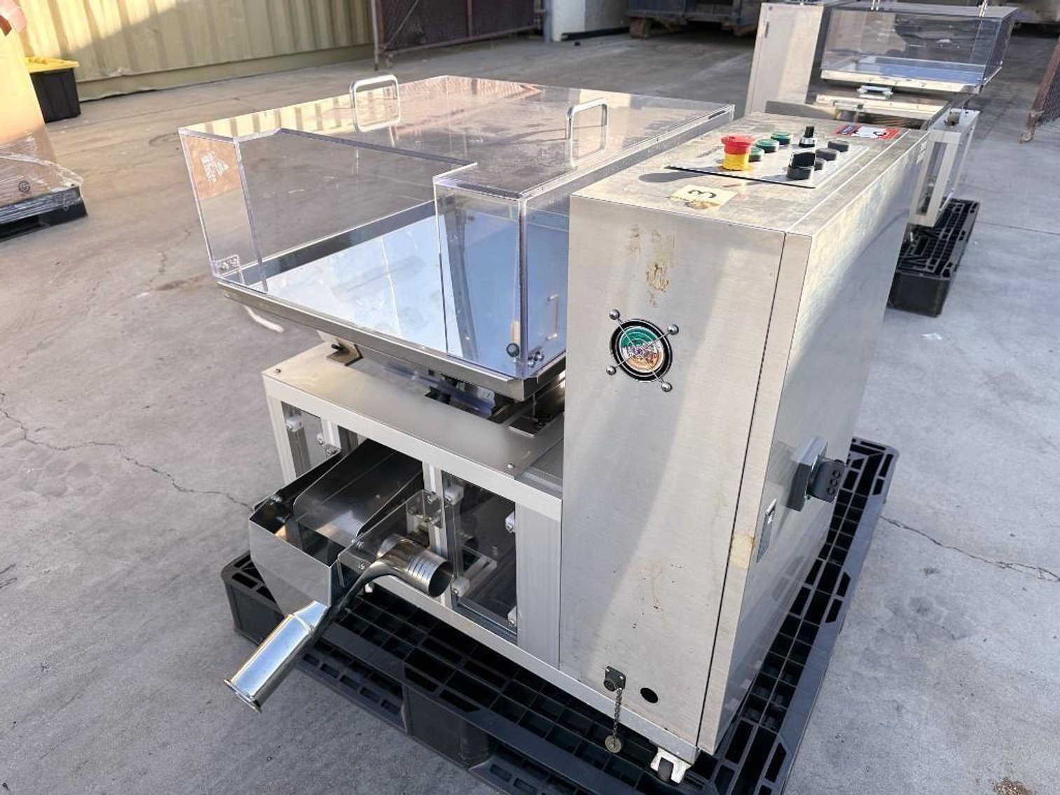 Image for MJK2572 NEW - SV3000 Sky Softgel Encapsulation Machine and Mixing Tanks Suite