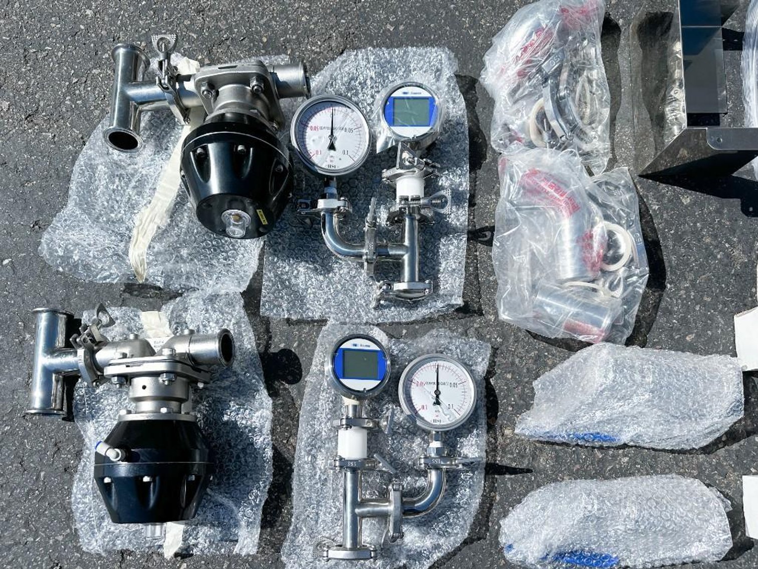 Image for MJK2572 NEW - SV3000 Sky Softgel Encapsulation Machine and Mixing Tanks Suite