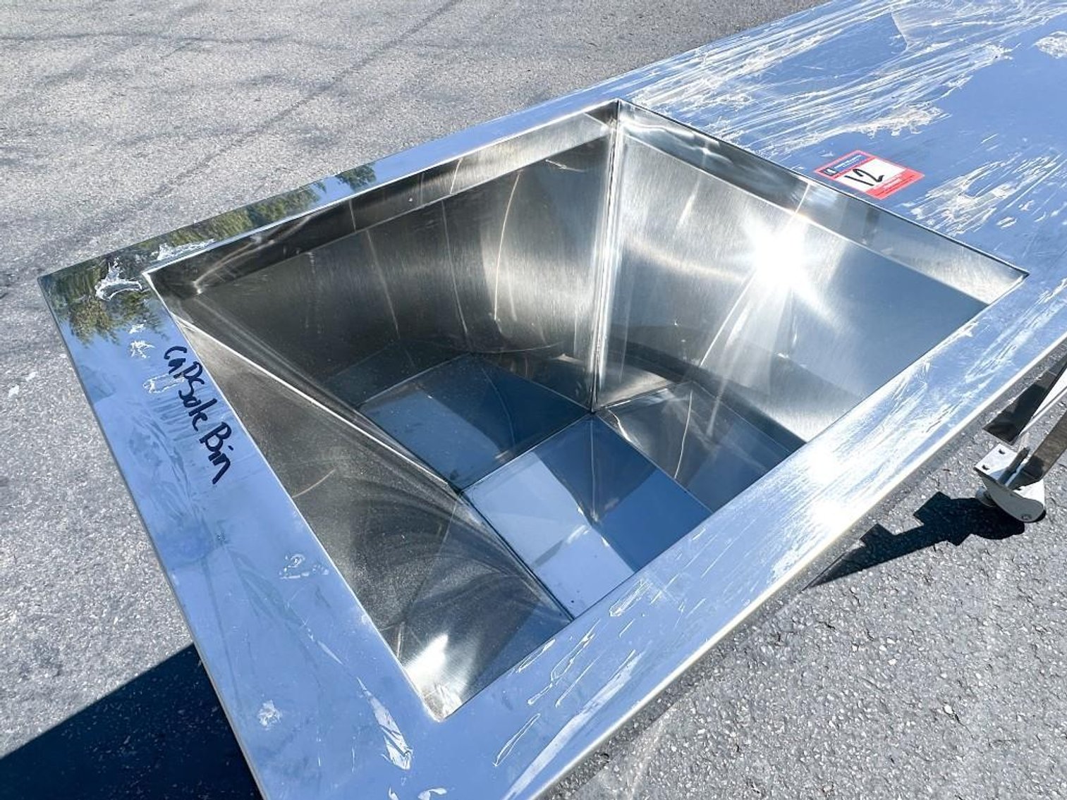 Image for MJK2572 NEW - SV3000 Sky Softgel Encapsulation Machine and Mixing Tanks Suite