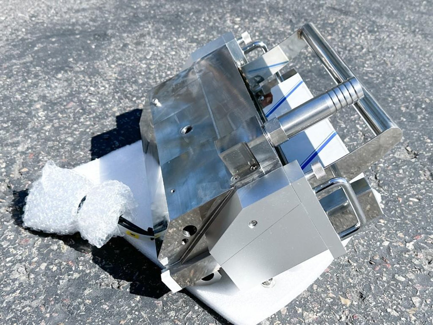 Image for MJK2572 NEW - SV3000 Sky Softgel Encapsulation Machine and Mixing Tanks Suite