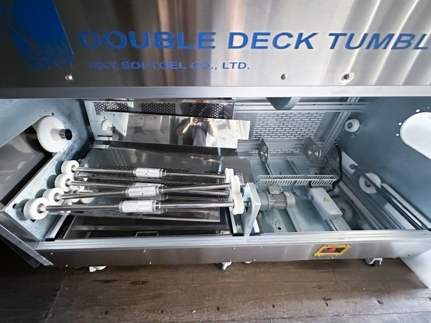 Image for MJK2572 NEW - SV3000 Sky Softgel Encapsulation Machine and Mixing Tanks Suite