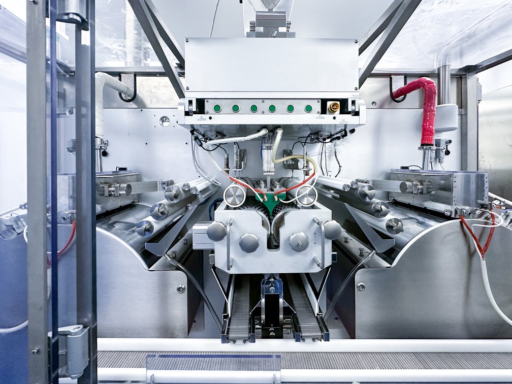 Image for MJK2589 PHARMAGEL HT120 COMPLETE SOFTGEL ENCAPSULATION & TUMBLE DRYING SYSTEM – MULTIPLE TOOLING SETS