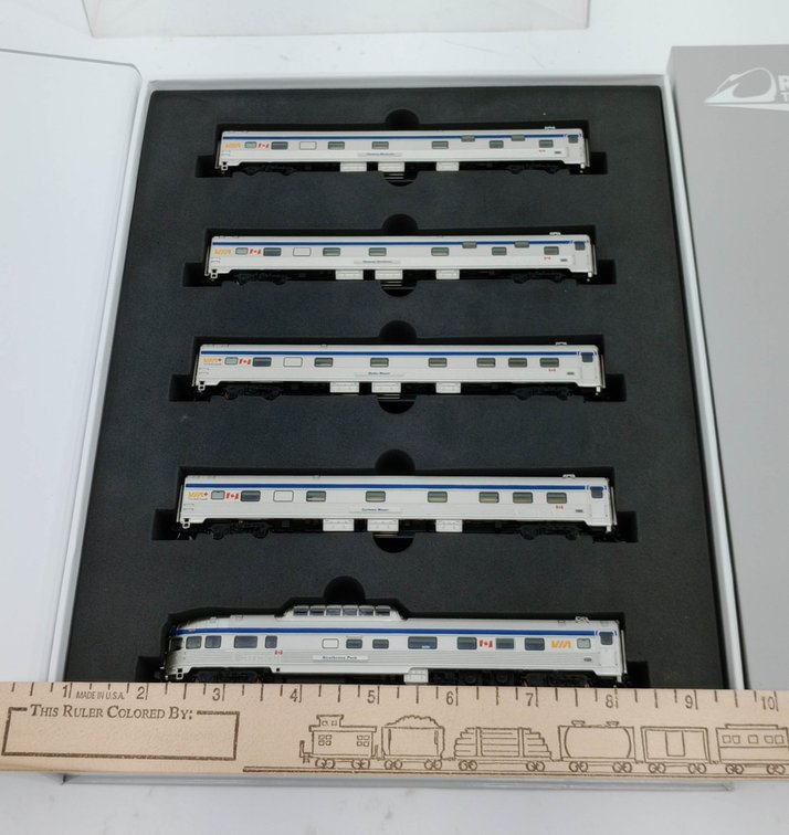 RAPIDO 550006 VIA RAIL CANADIAN HEP STYLE 10 PASSENGER CARS N SCALE, 2 OBS  INV 263331559