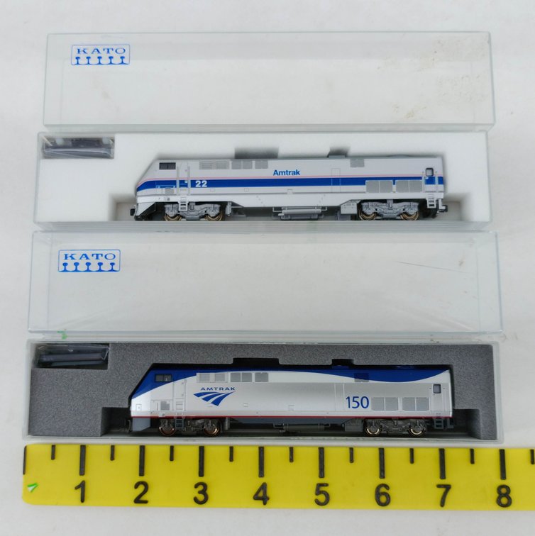 2 KATO N SCALE AMTRAK P42 LOCOMOTIVES 176-6005 & 176-6021, 2 OBS  INV 263331774