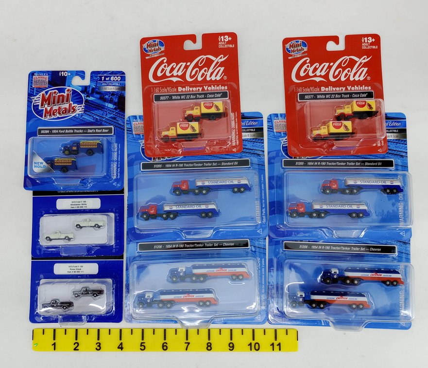 9 MIXED CLASSIC METAL WORKS MINI METALS N SCALE TRUCKS COCA-COLA CHEVRON STANDARD OIL, 9 OBS  INV 263331783