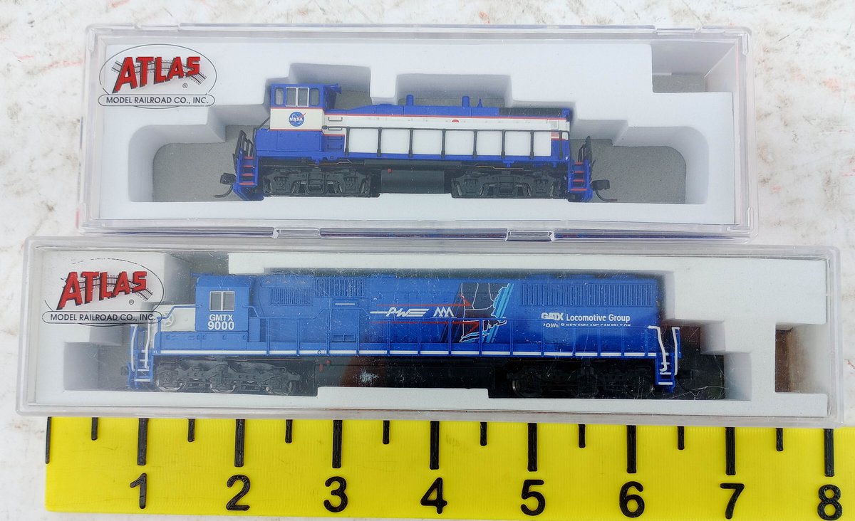 2 ATLAS N SCALE LOCOMOTIVES NASA MP15 & GMTX 9000 SD-60 P&W VERMONT RWY, 2 OBS  INV 263331808