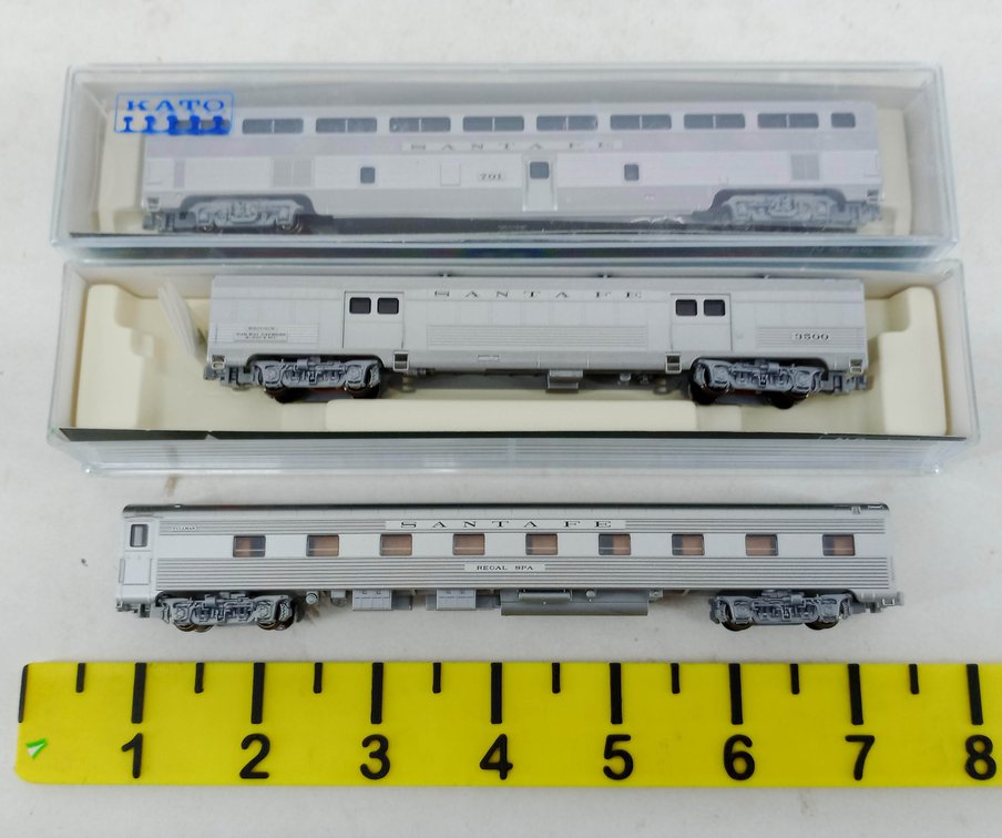 3 KATO N SCALE SANTA FE EL CAPITAN PASSENGER CARS, 2 OBS, INCLUDES 106-7116 ADD-ON SET BOX INV 263331948