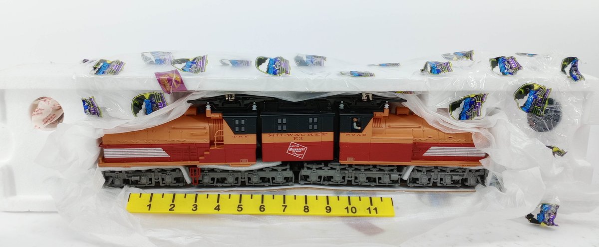 MTH O GAUGE 20-5511-1 MILWAUKEE ROAD E-2 BI-POLAR ELECTRIC LOCOMOTIVE W/ PROTO-SOUND 2.0, OB  INV 263390022