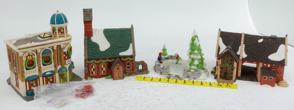 4 CERAMIC LIGHTED CHRISTMAS VILLAGE PIECES HOLLYDALE'S DEPARTMENT STORE CHURCH SKATING POND & BARN 4 OB  INV 263390132