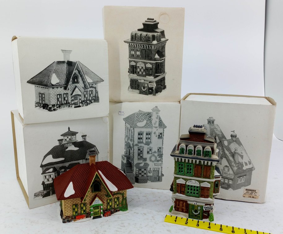 5 CERAMIC LIGHTED CHRISTMAS VILLAGE HOUSES EBENEZER SCROOGE & APPLE VALLEY SCHOOL 5 OB  INV 263390133