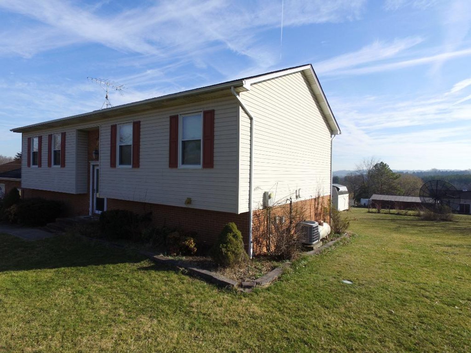 Image for 3 Bed 3 Bath Weyers Cave Home