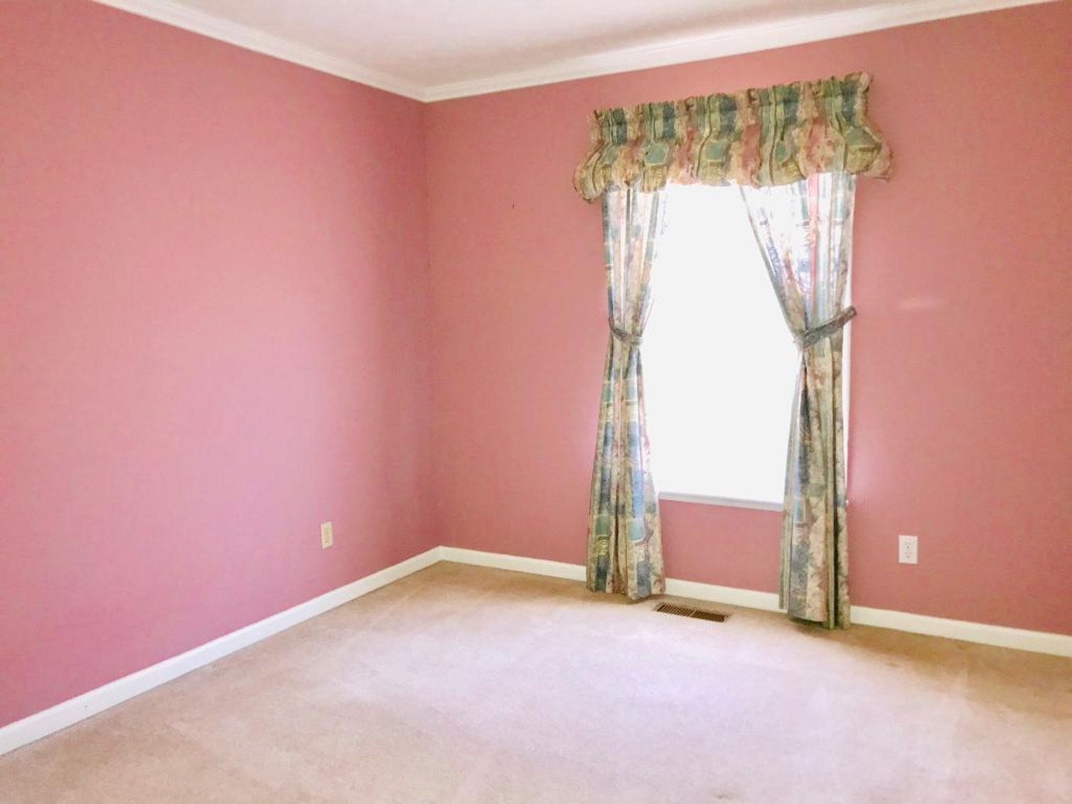 Image for 3 Bed 3 Bath Weyers Cave Home