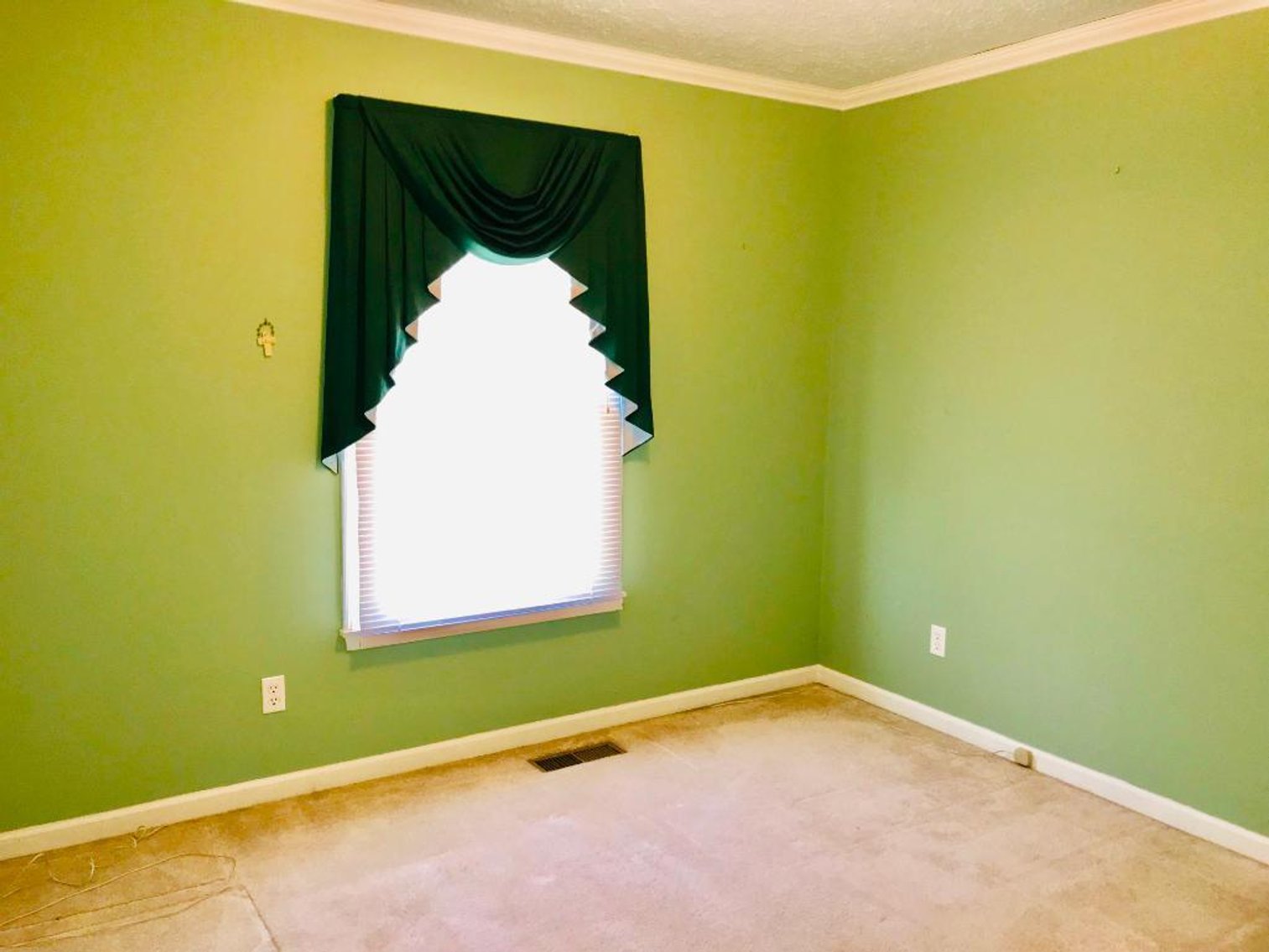 Image for 3 Bed 3 Bath Weyers Cave Home