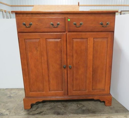 Image for Tinkling Spring Gallery | Evers Downsizing Auction