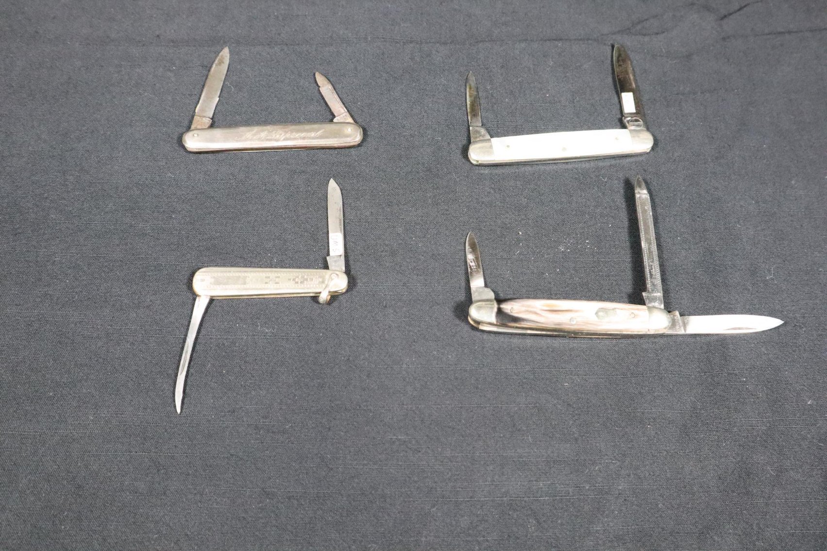 Image for Knife Auction