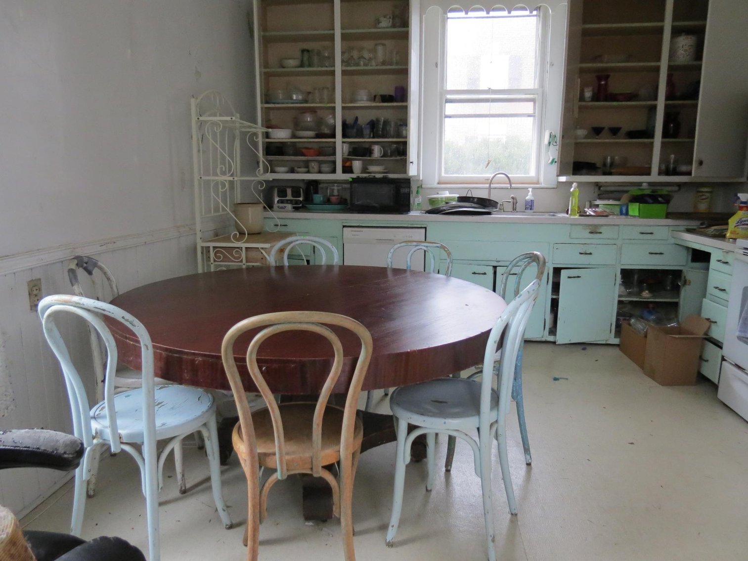 Image for Furniture, Household Items | Waynesboro