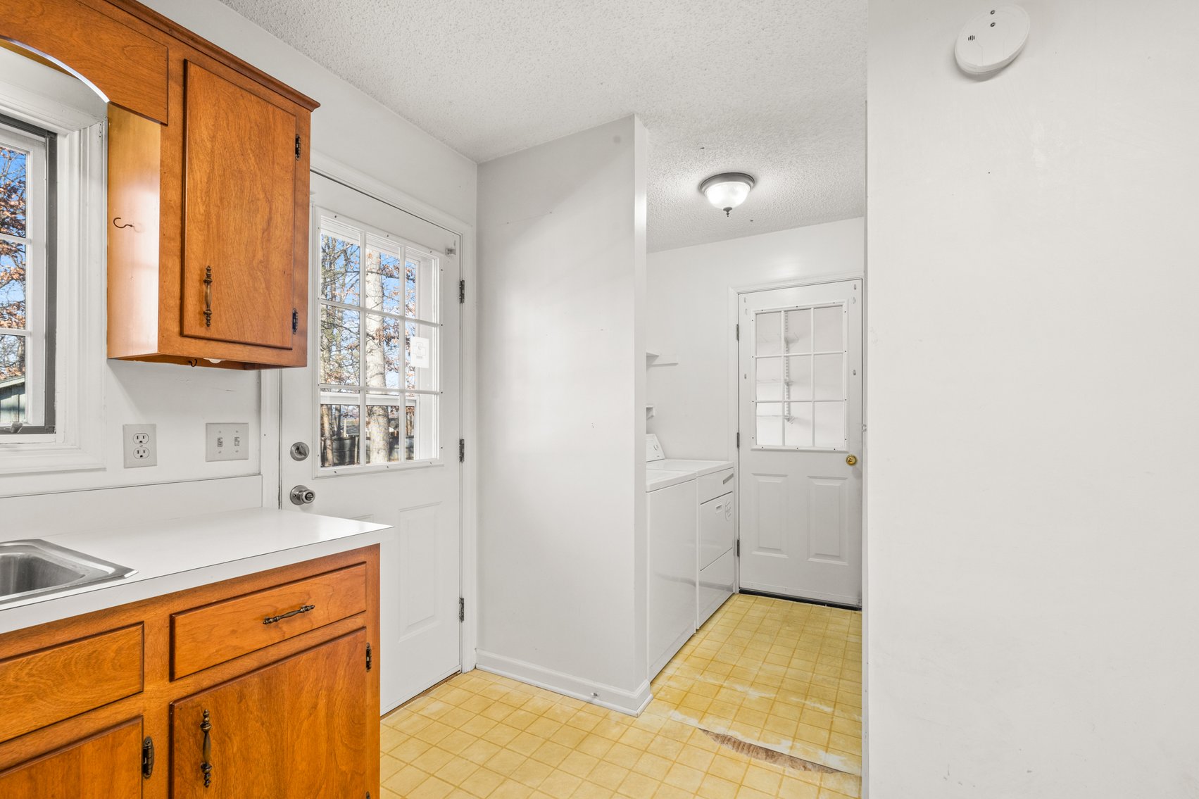 Image for Stuarts Draft Real Estate Auction