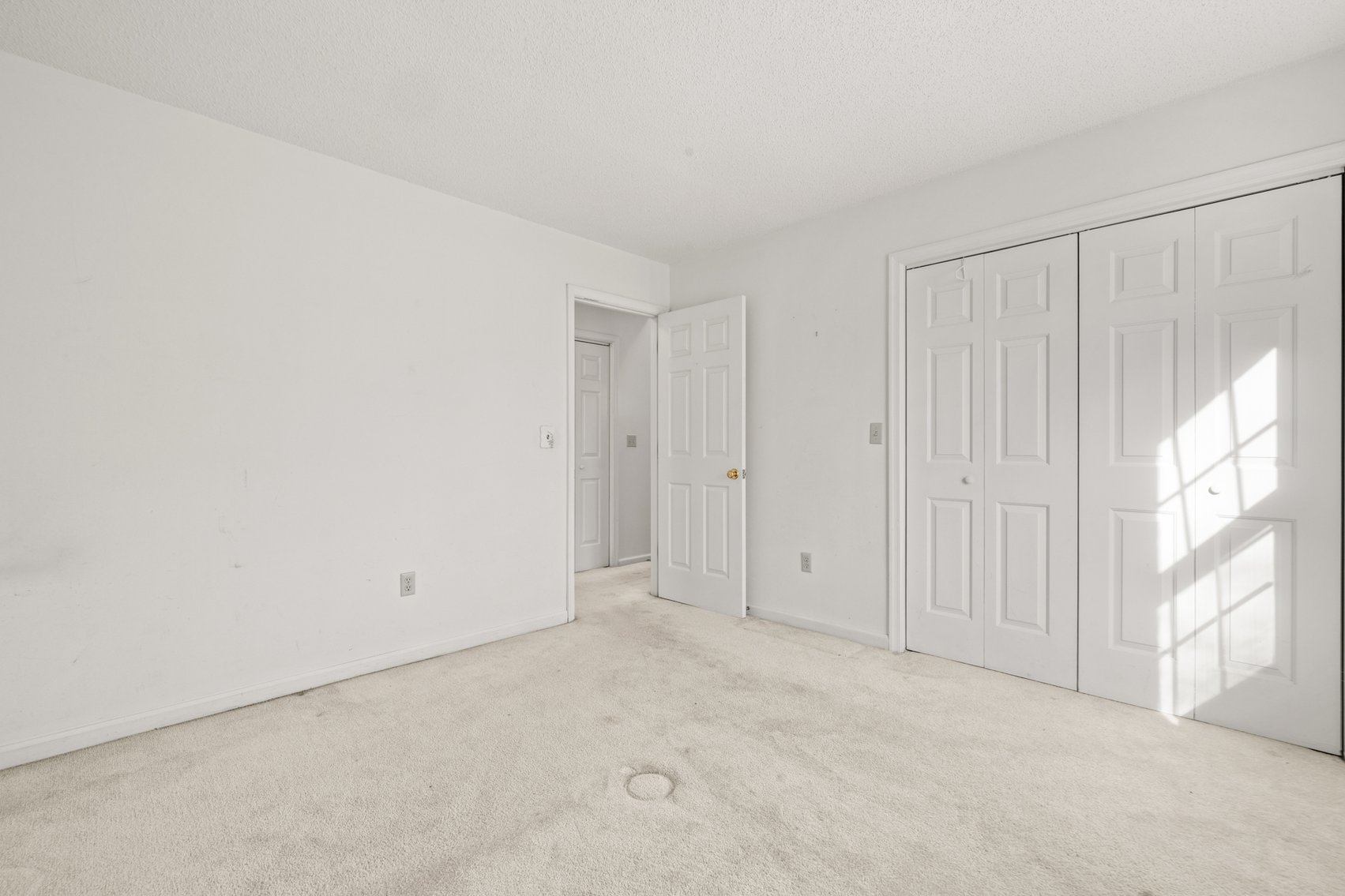 Image for Stuarts Draft Real Estate Auction