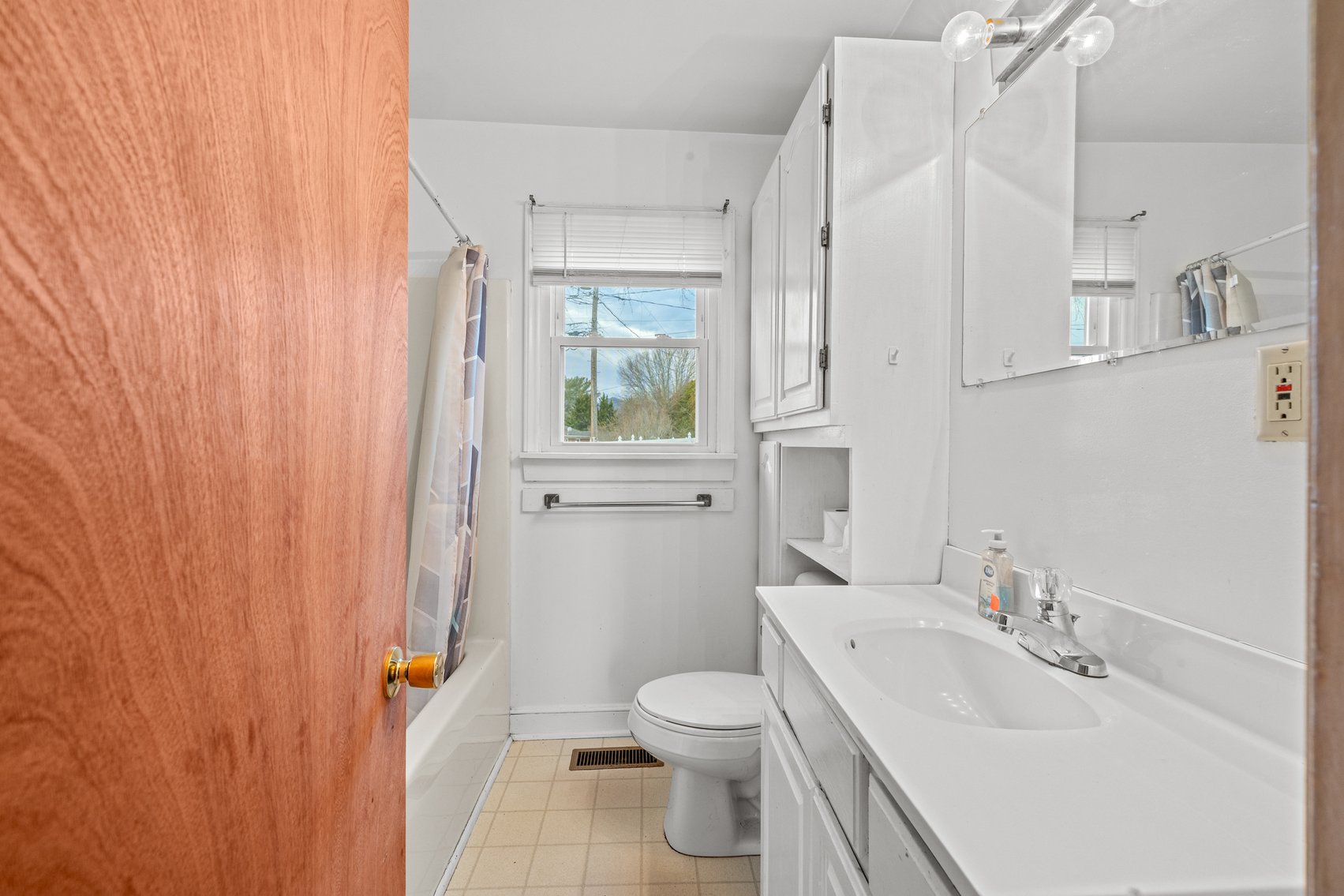 Image for 3 Bed / 1 Bath Home in Buena Vista
