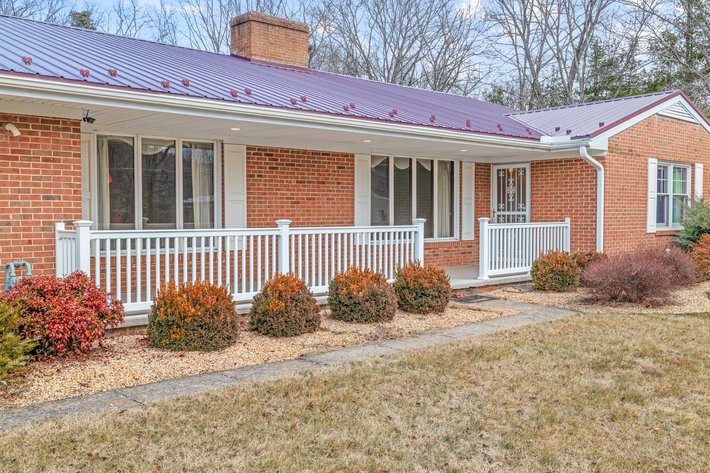 Image for Brick Ranch Home in Augusta Co.