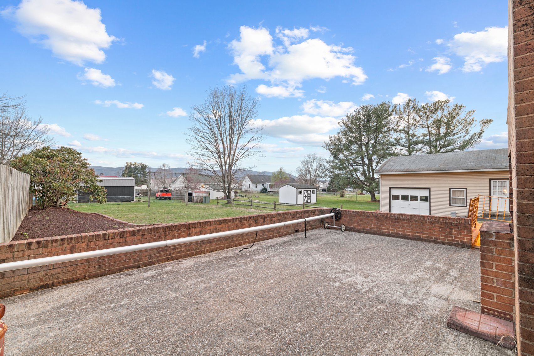 Image for Stuarts Draft Real Estate Auction