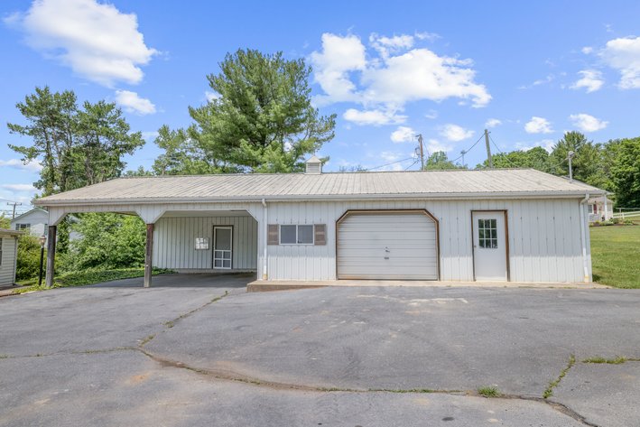 Image for 2250 Jefferson Highway Auction
