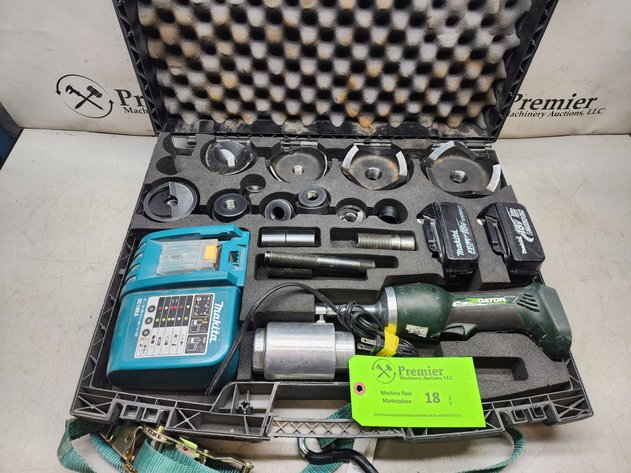 Image for Greenlee Gator 18V Battery Punch Set.