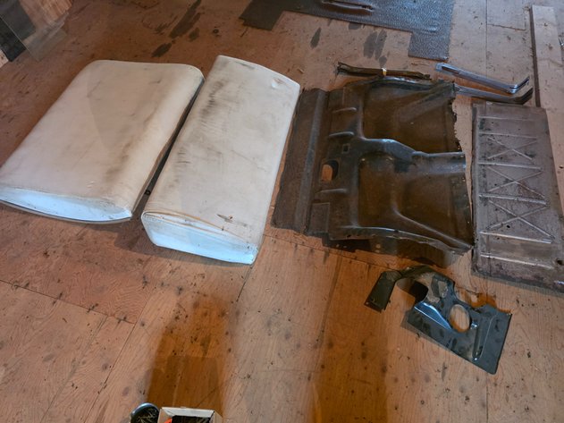 Image for Group of Assorted Classic Car Parts