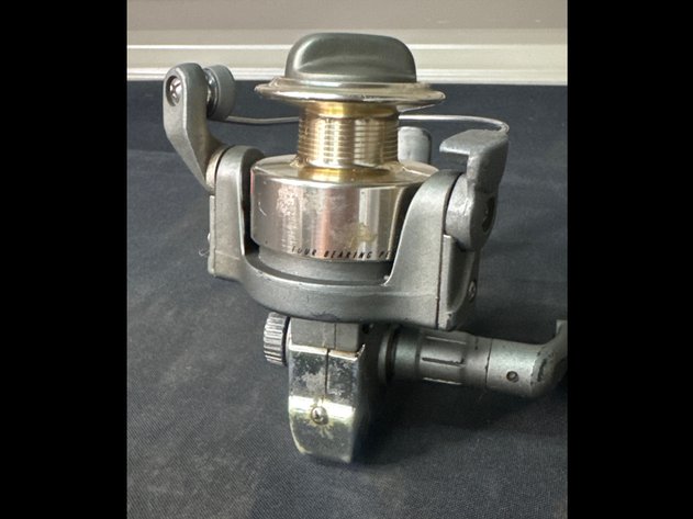 Image for 3 Fishing Reels