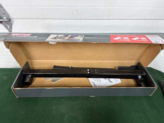 Image for Vinyl Plank Cutter