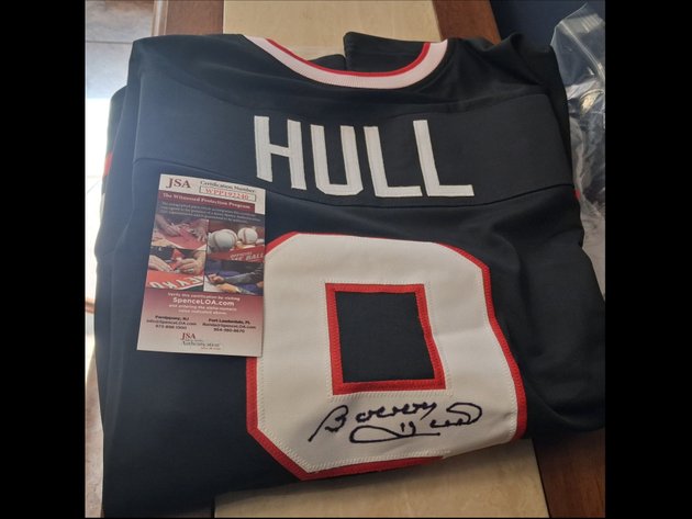 Image for Brett Hull Autographed Jersey w/COA