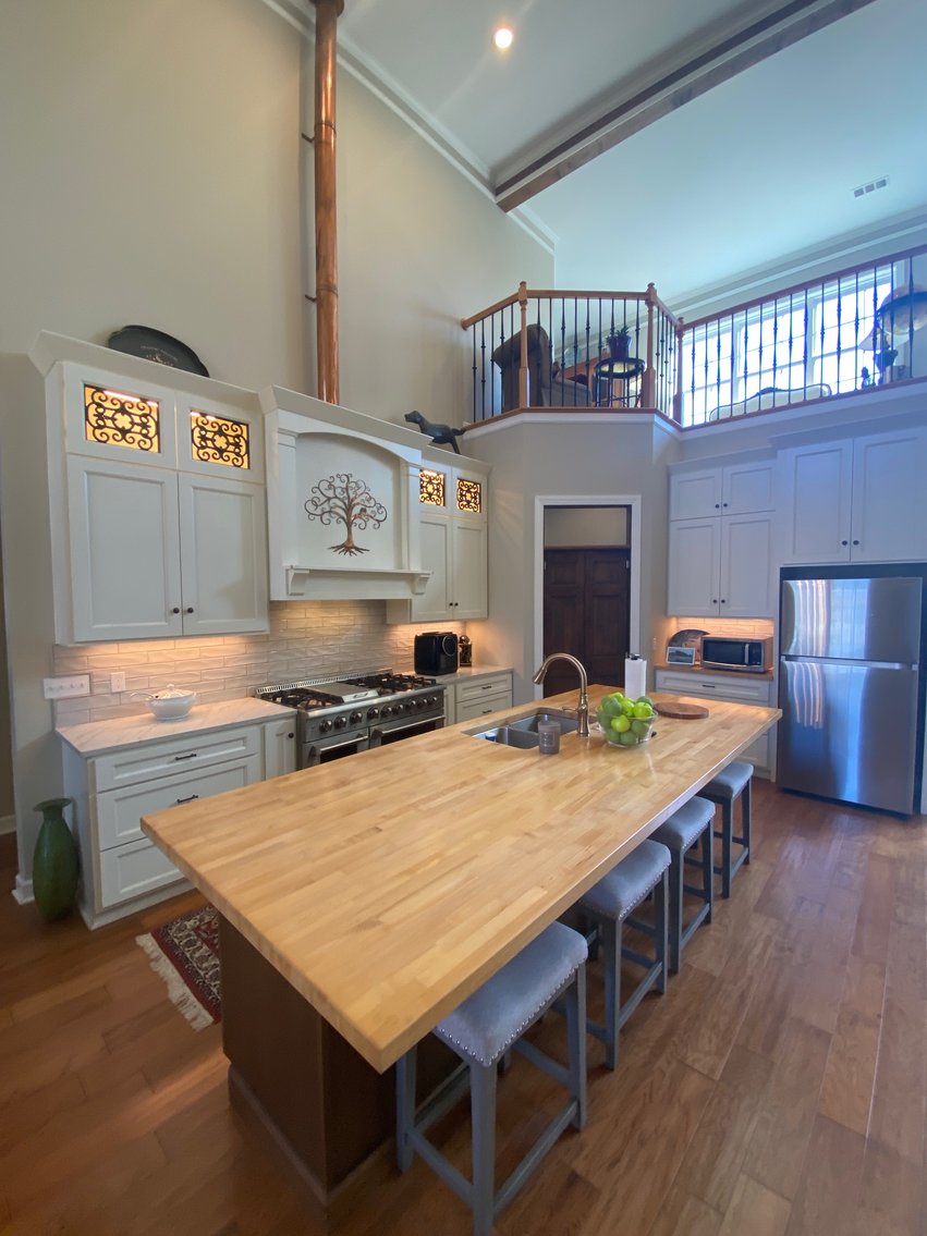 Image for Living Estate Auction-2108 Spindletop Drive, Murray, KY