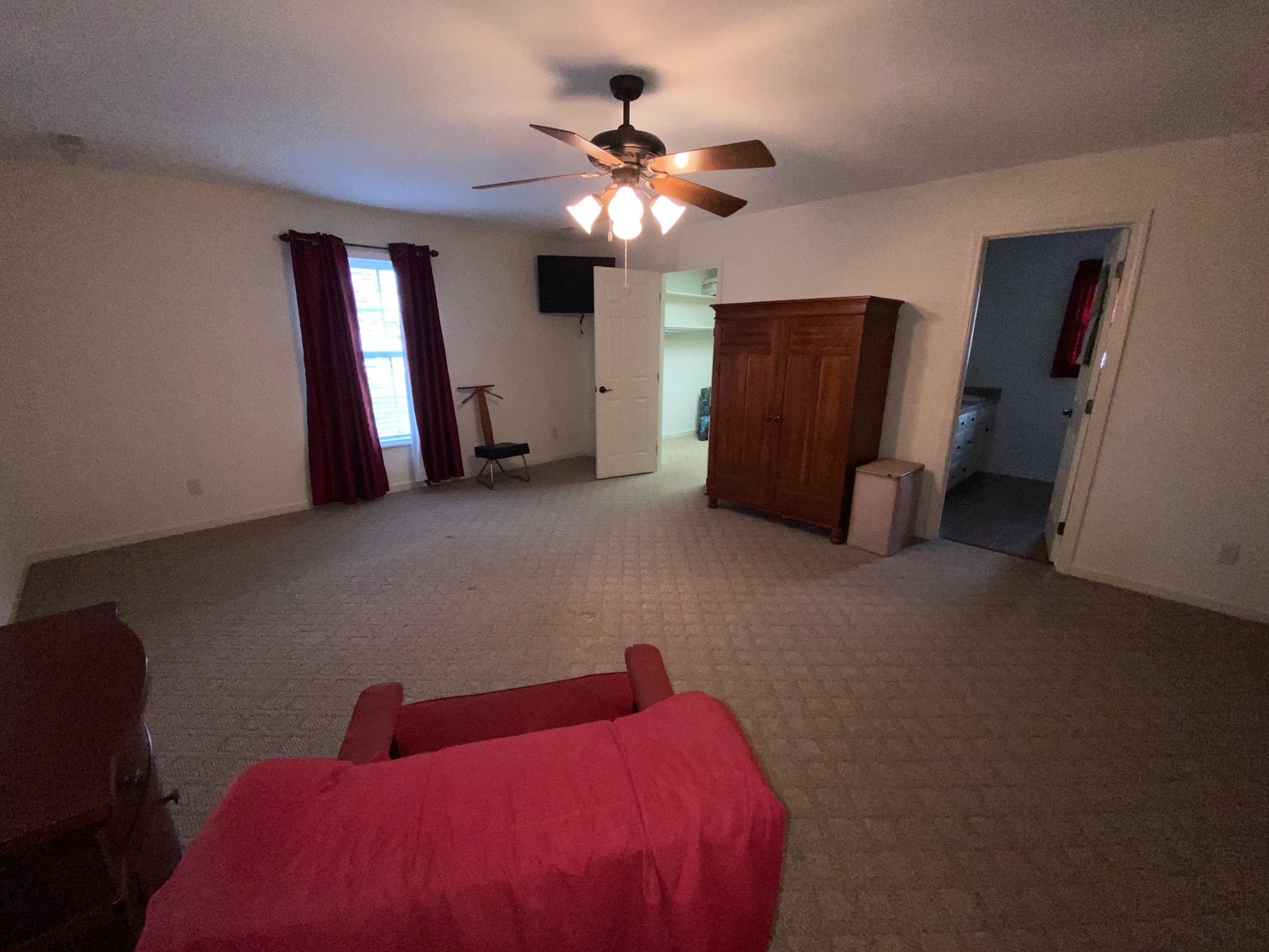 Image for Living Estate Auction • 4/29/25