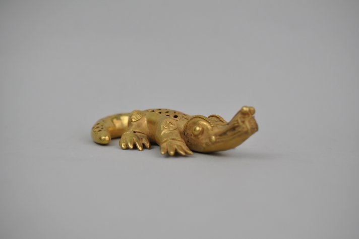 Zoomorphic Tairona Tumbaga Figure