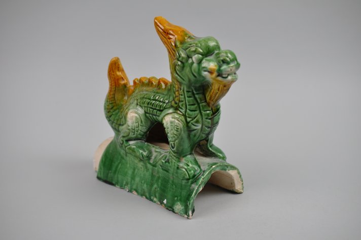 Chinese Sancai Glazed Dragon Foo/Qilin Dog 20th Century Roof Tile